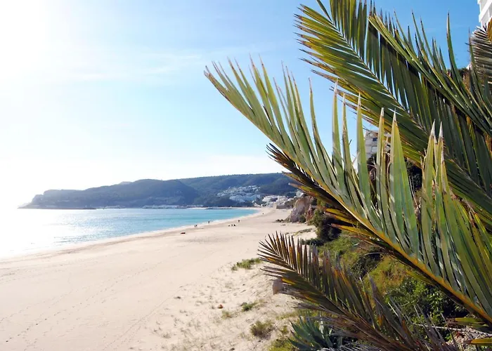 Sesimbra Hilltop Ocean View - Bay Apartment * Sesimbra